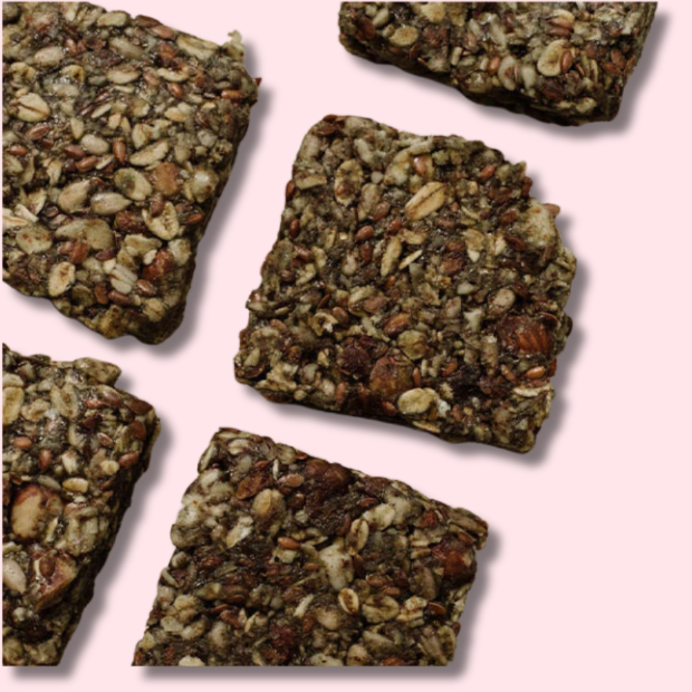 Caractéristiques de Croquantissime : bio, sans gluten, riche en fer et protéines, adapté aux besoins des futures mamans.