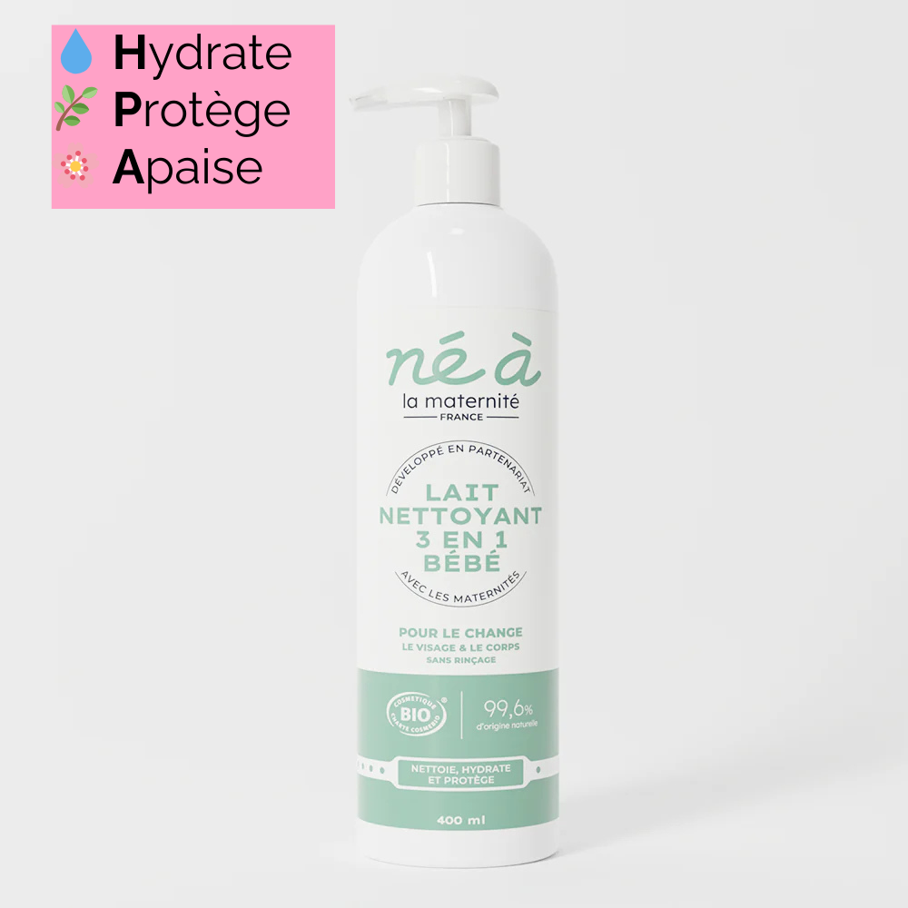 Label du lait nettoyant 3 en 1 Bébé de Né à la Maternité, mettant en avant les caractéristiques : hydrate, protège et apaise
