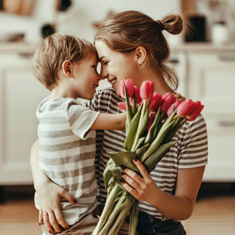  Coffret bien-être Fête des Mères avec soins naturels, tisane et accessoires pour jeunes mamans
