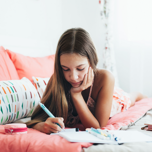 Pourquoi nous avons choisi d’accompagner aussi vos ados & pré-ados