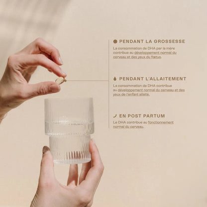 Femme enceinte tenant son ventre; supplément DHA vegan Omega Mama recommandé durant la grossesse.