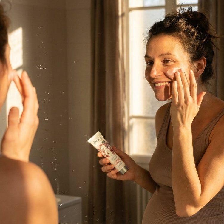 Crème visage bio maternité certifiée sans substances toxiques - Bienfaits pour Maman
