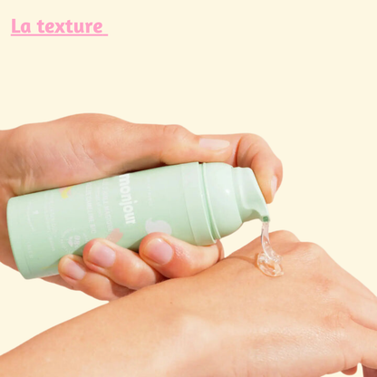 La texture innovante de l'Huile de Massage Monjour : une gelée qui se transforme en huile douce.