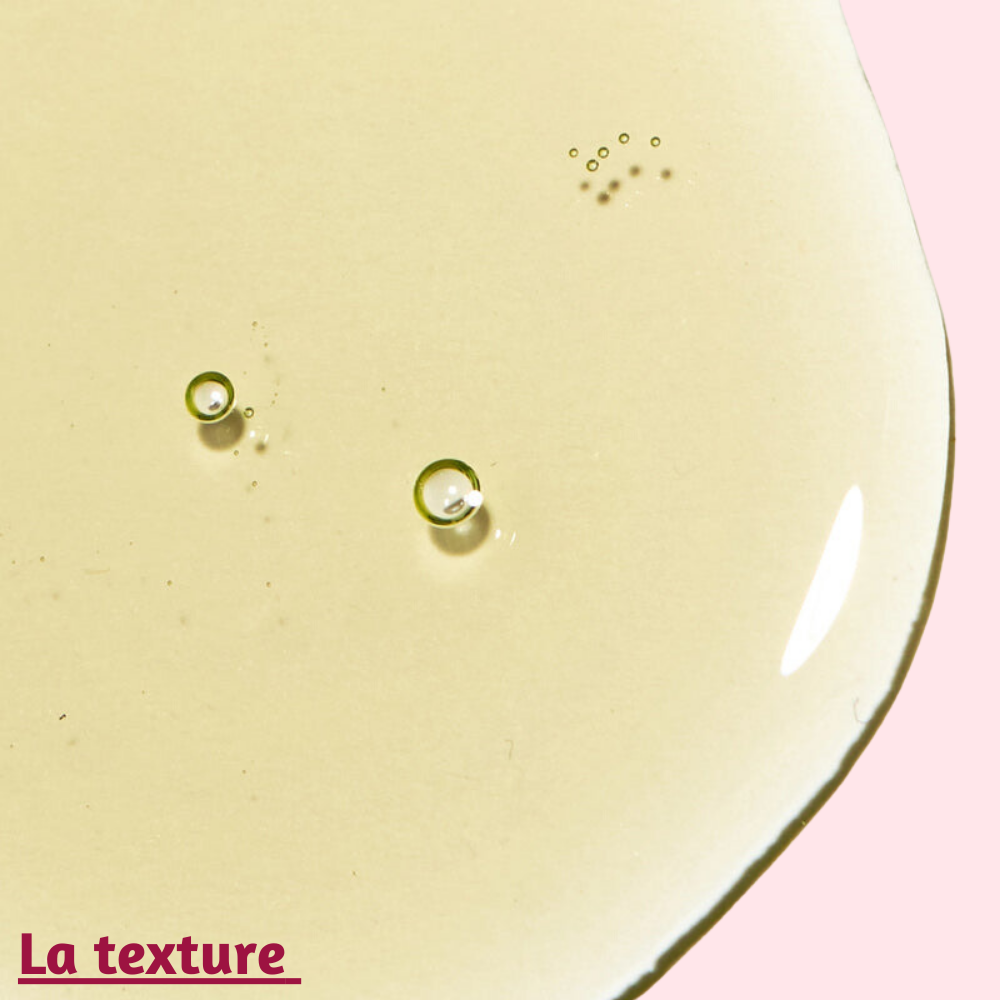 Texture de l'Huile Démaquillante aux 5 Omégas avec gouttes d'huile