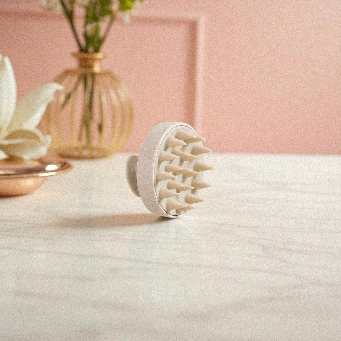 Brosse de massage cuir chevelu en silicone pour stimuler la pousse des cheveux