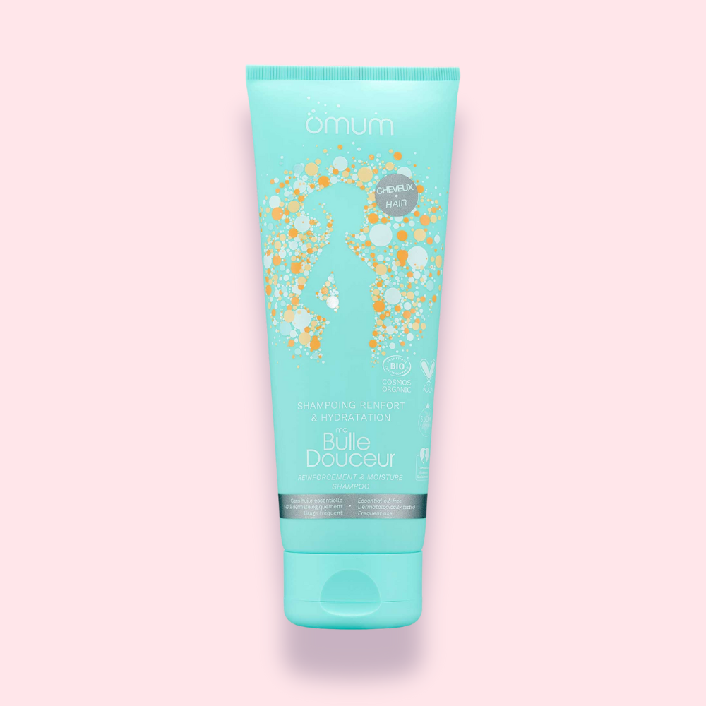 Tube de Ma Bulle Douceur, un shampoing fortifiant et hydratant sans sulfate, formulé pour renforcer la fibre capillaire.